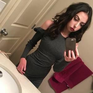 Meet your Posher, Cassandra